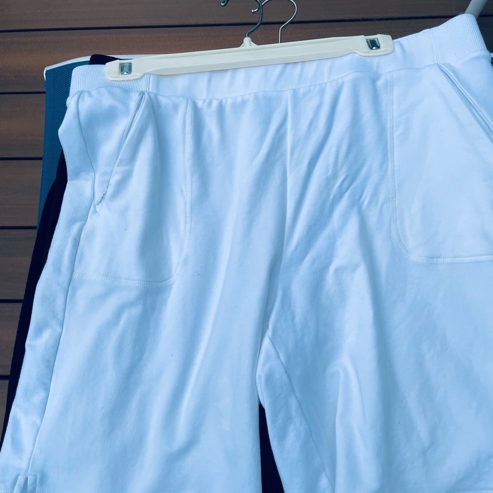 Talbots white knit shorts